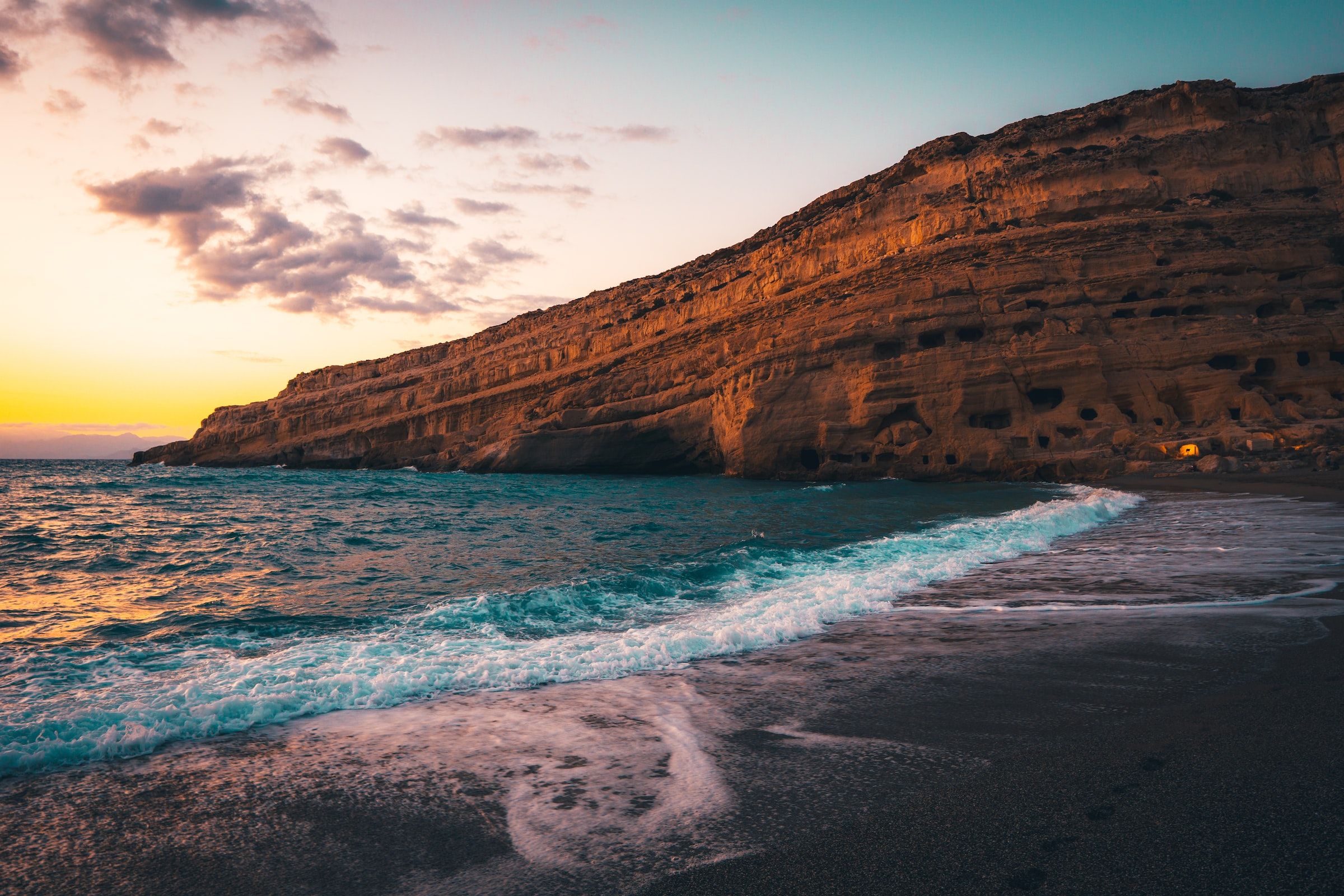 Matala: Das Hippiedorf in Kreta